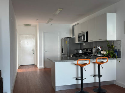 Alquiler Apartamento PH White Tower, Avenida Balboa | 139 m², 2 Recámaras, Vista al Mar