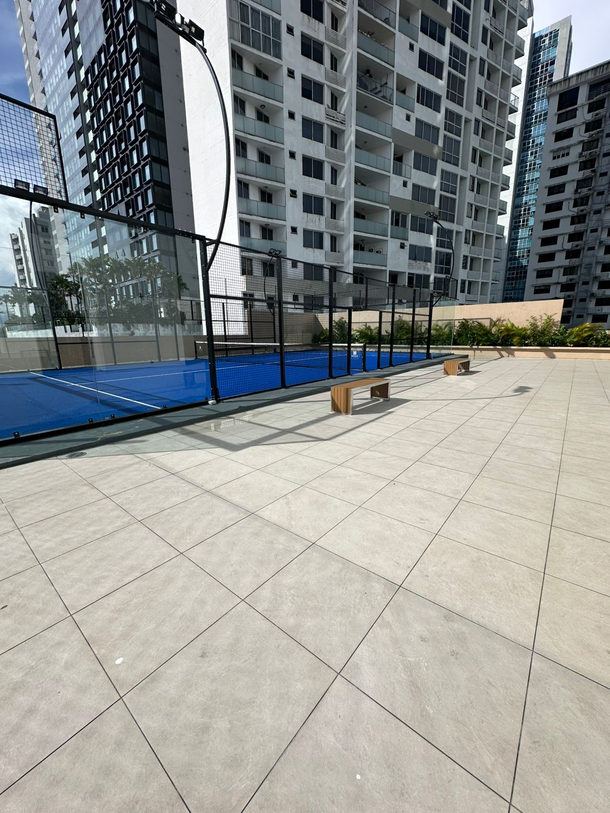 Apartamento en alquiler en White Tower – Avenida Balboa, vista al mar