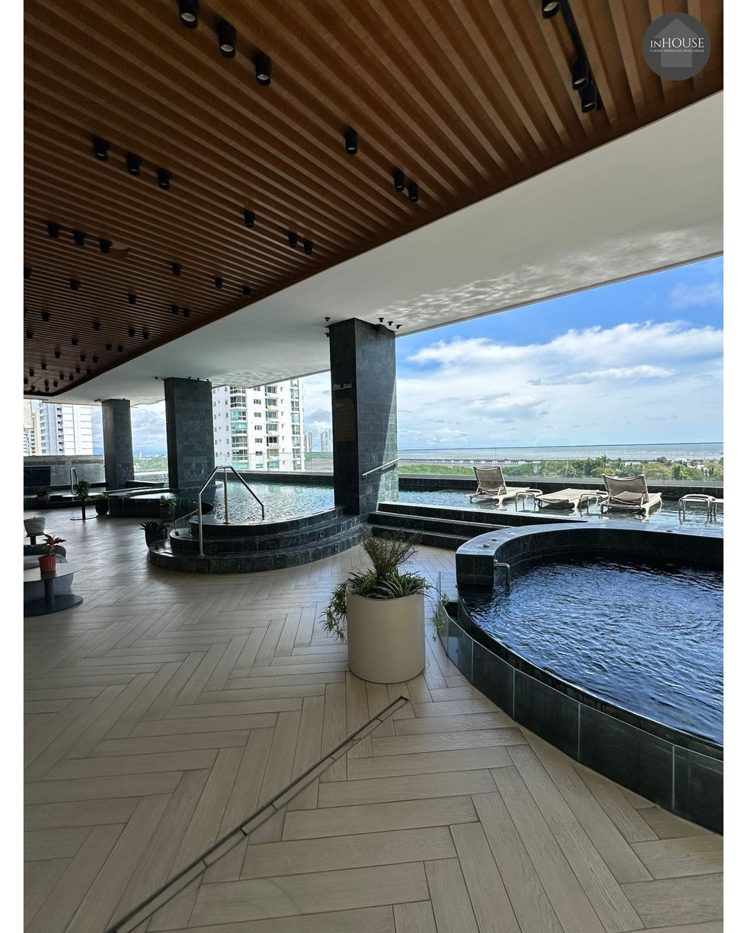 Apartamento en PH Victory Wellness – Vista al Mar 360° | InHouse Panamá