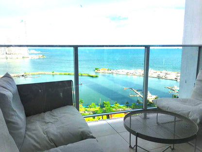 Apartamento en alquiler en White Tower – Avenida Balboa, vista al mar