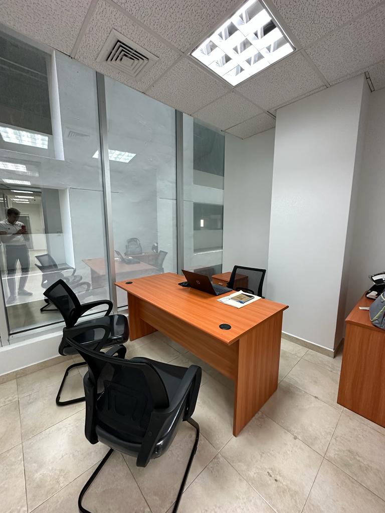 Oficina en Alquiler en Torre Ocean Business Plaza (Torre Banesco) – 104 m² en el Distrito Financiero de Panamá