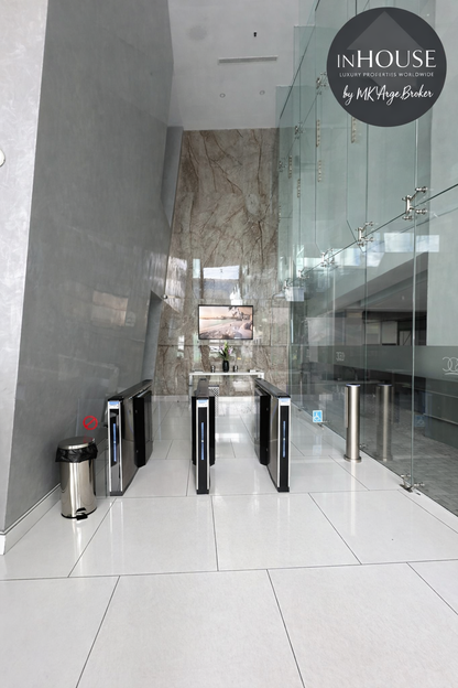 Oficina en alquiler en Avenida Balboa Panamá | PH BOC 45 m² con parking y vista al mar